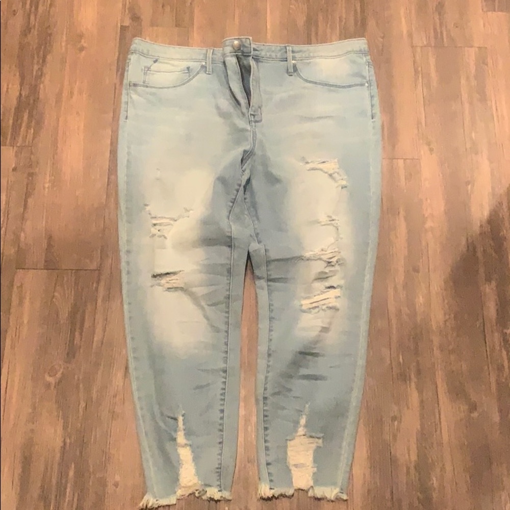 NWT Mossimo high-rise  crop power stretch